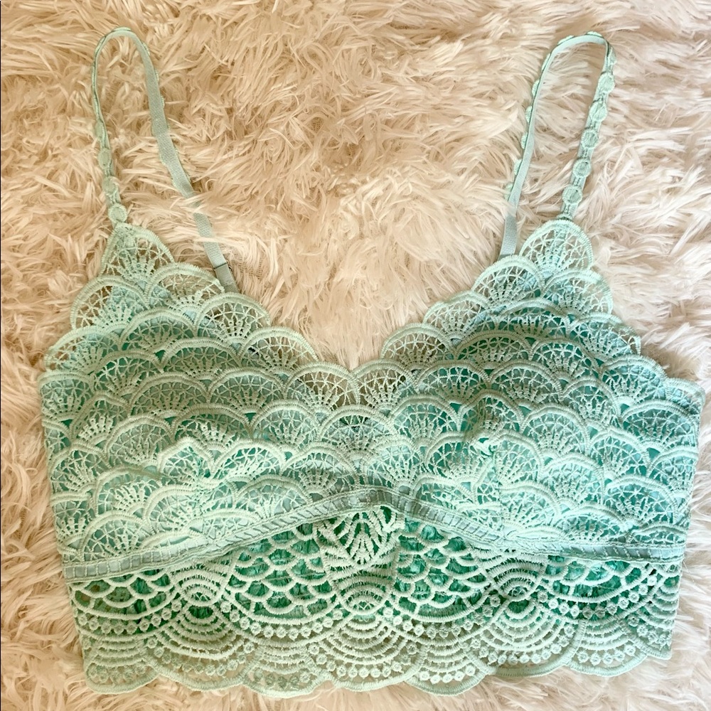 Lacey Bralettes are back!!!! - Picture 4 of 7